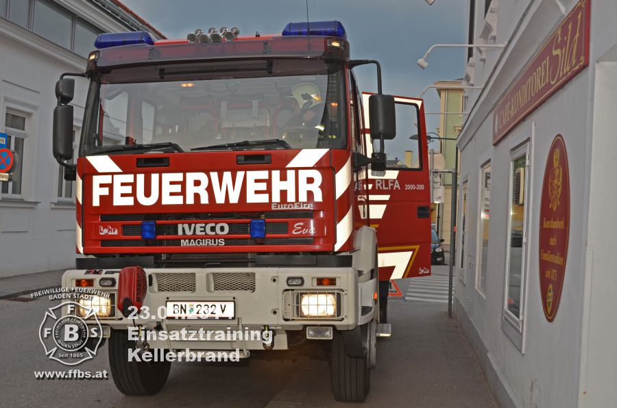 2014_04_23-einsatztraining-kellerbrand_001
