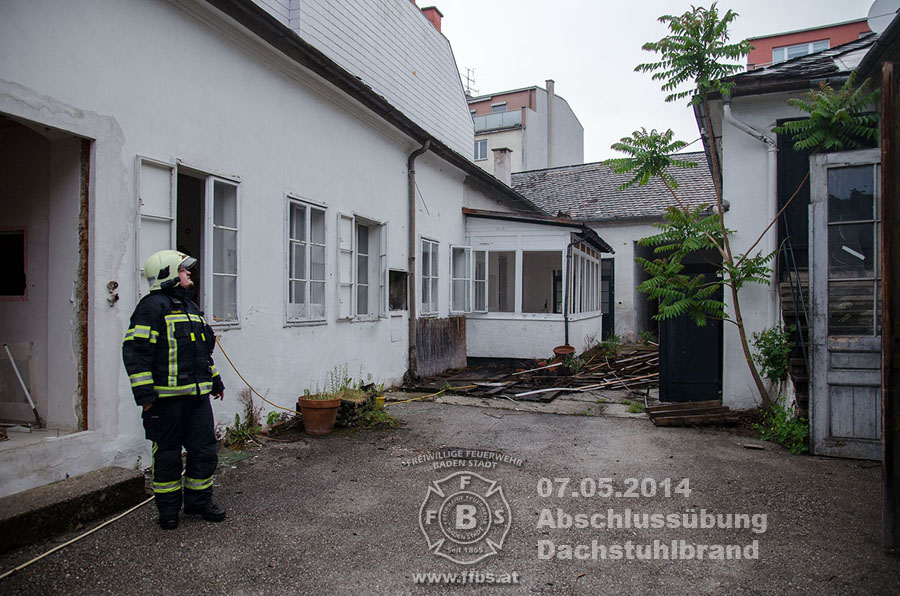 07.05.2014 - Abschlussübung Dachstuhlbrand