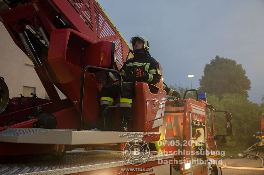 07.05.2014 - Abschlussübung Dachstuhlbrand