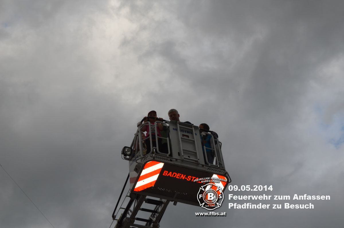 09.05.2014 - Feuerwehr zum Anfassen - Die Pfadinder zu Besuch