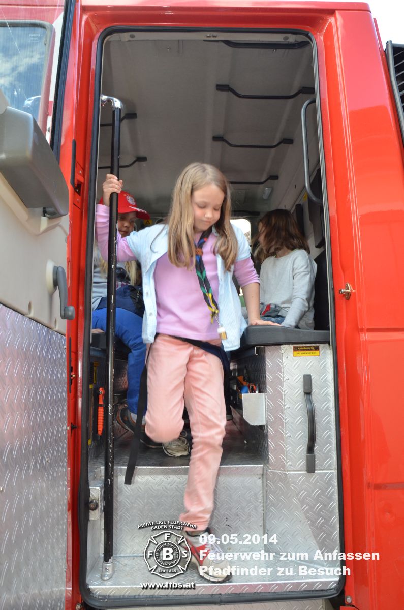 09.05.2014 - Feuerwehr zum Anfassen - Die Pfadinder zu Besuch