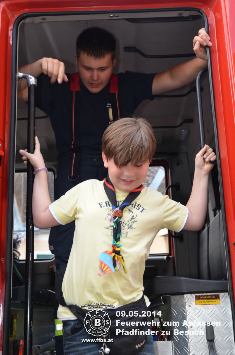 09.05.2014 - Feuerwehr zum Anfassen - Die Pfadinder zu Besuch