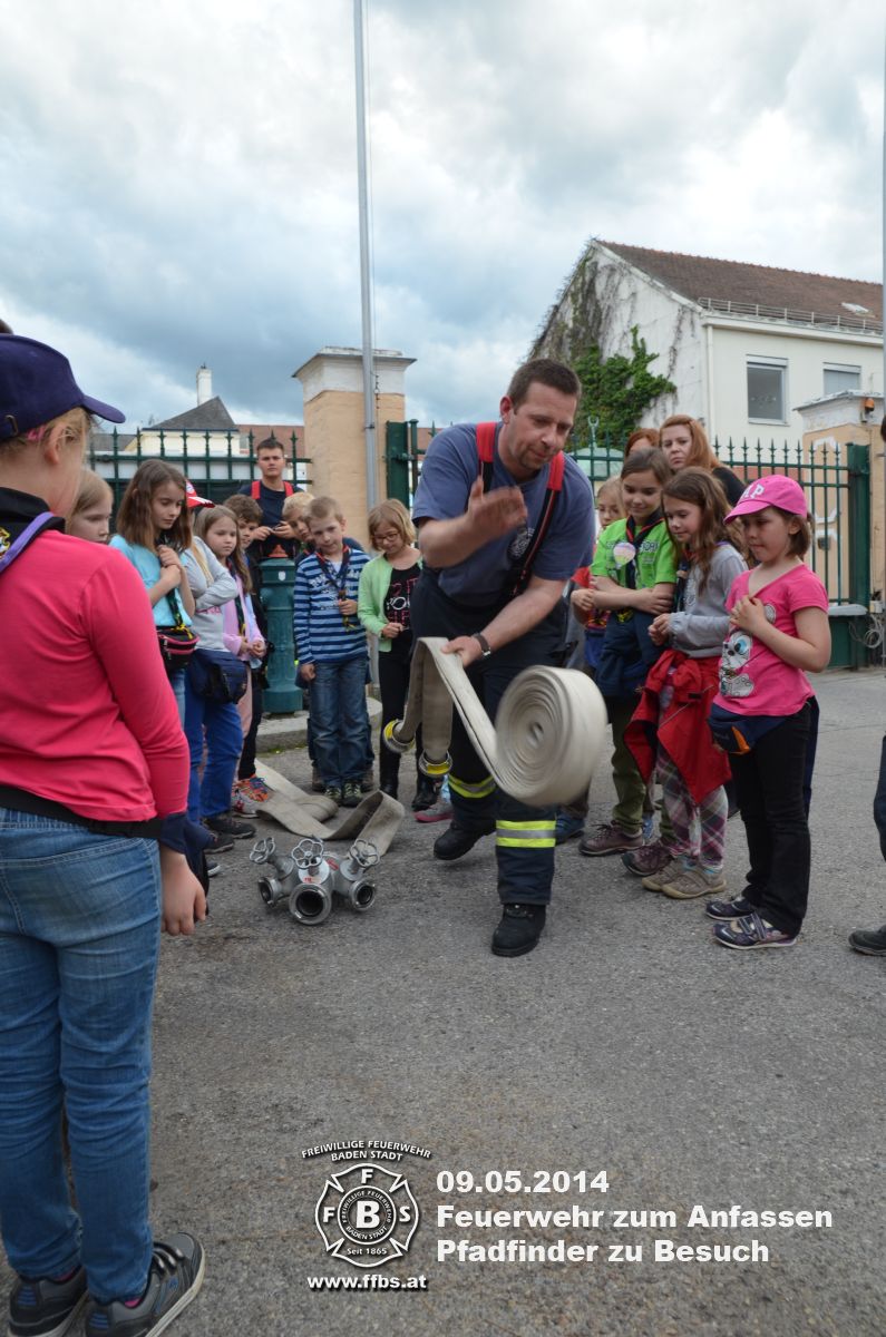 09.05.2014 - Feuerwehr zum Anfassen - Die Pfadinder zu Besuch