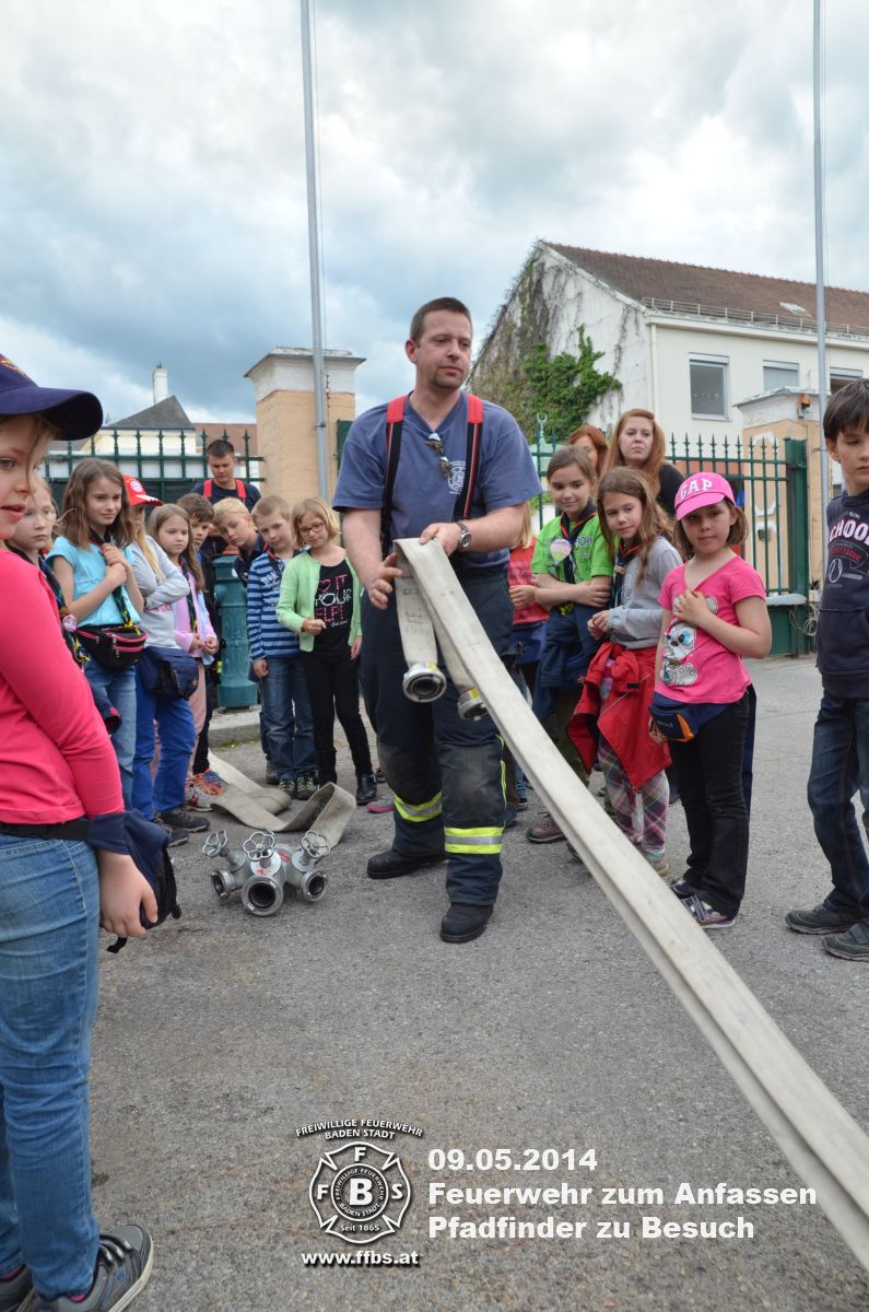 09.05.2014 - Feuerwehr zum Anfassen - Die Pfadinder zu Besuch