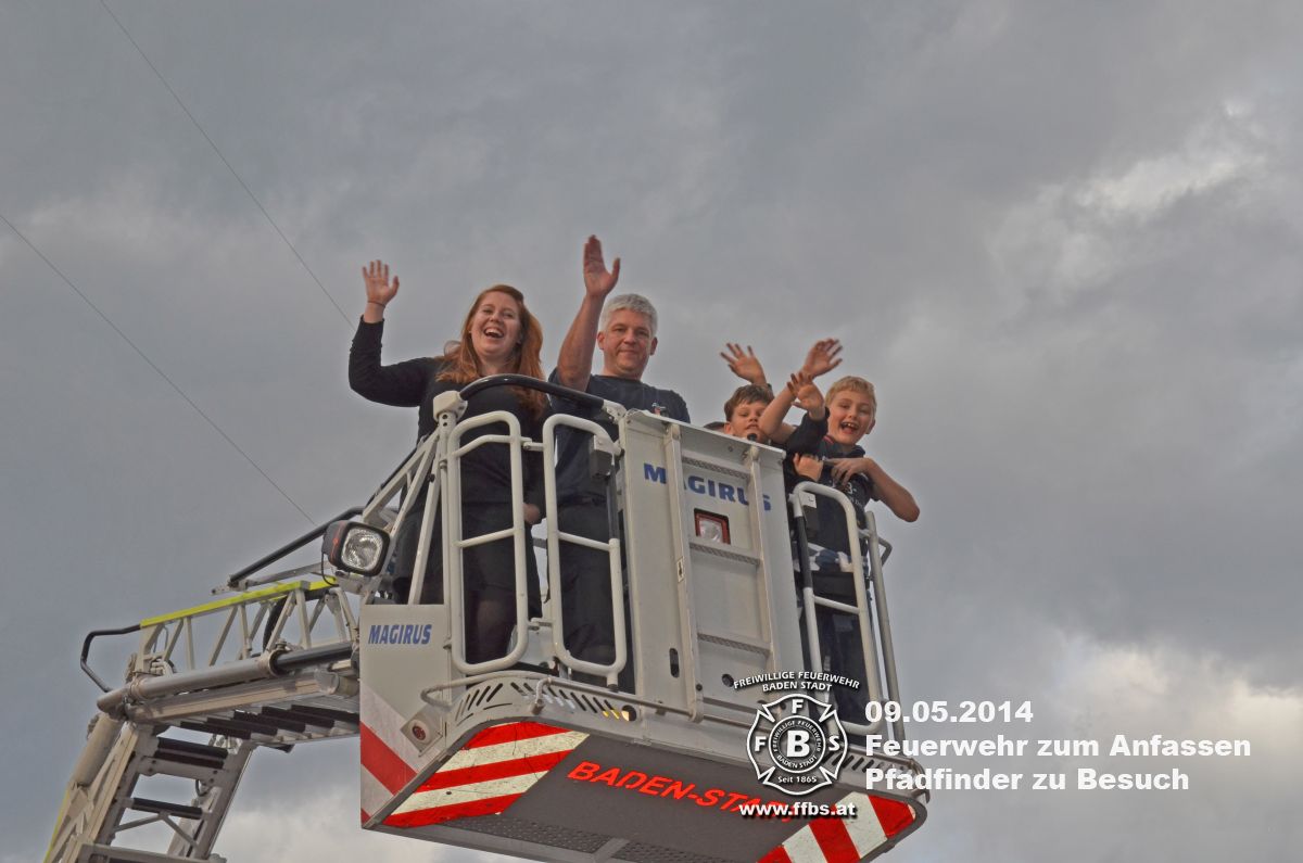09.05.2014 - Feuerwehr zum Anfassen - Die Pfadinder zu Besuch