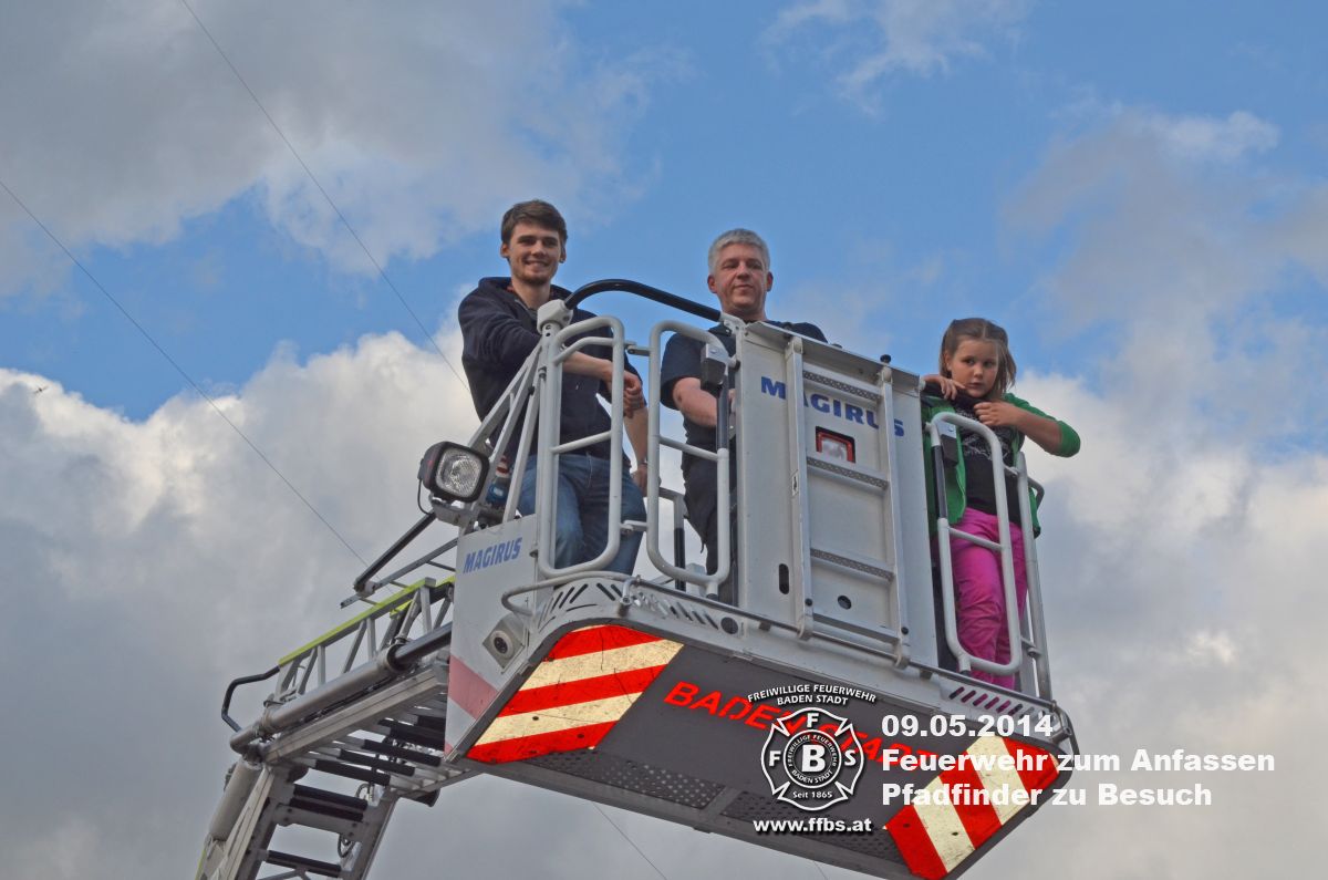 09.05.2014 - Feuerwehr zum Anfassen - Die Pfadinder zu Besuch