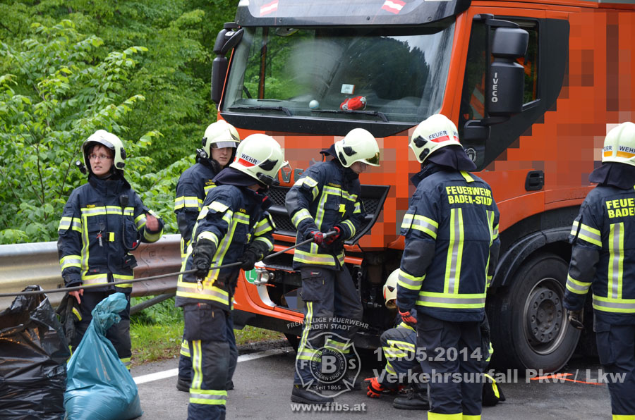 2014.05.13 - Verkehrsunfall Pkw / Lkw