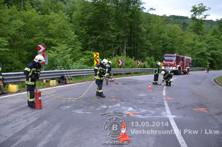 2014.05.13 - Verkehrsunfall Pkw / Lkw