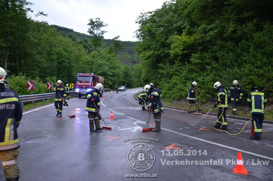 2014.05.13 - Verkehrsunfall Pkw / Lkw