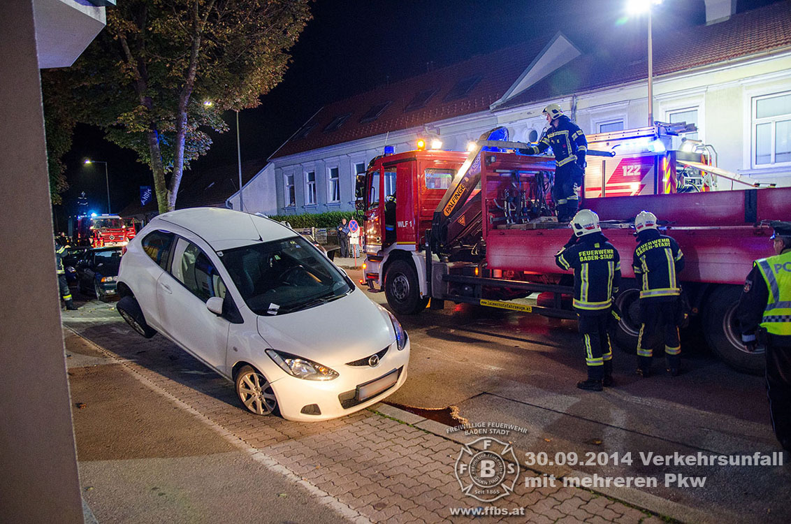 2014-09-30_vu_mit_mehreren_pkw_013