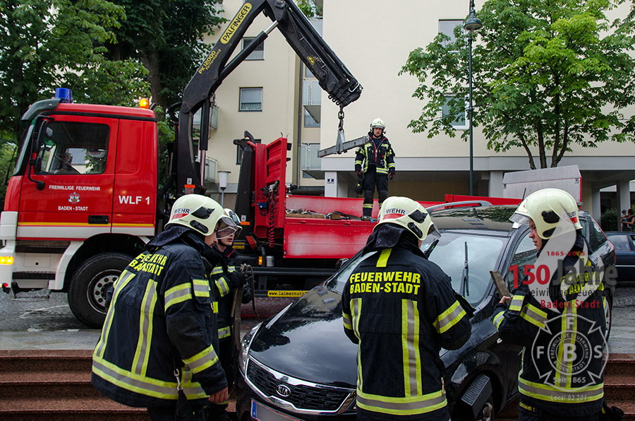 2015_07_08 - Pkw Bergung - Kaiser Franz Ring
