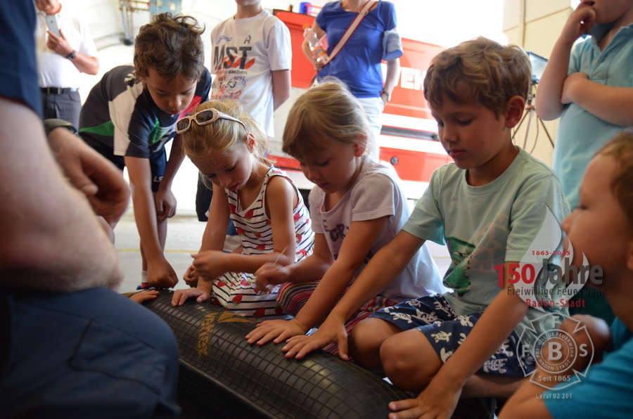 2015.08.14 - Ferienspiel - Feuerwehr zum Anfassen - Freiwillige Feuerwehr Baden-Stadt