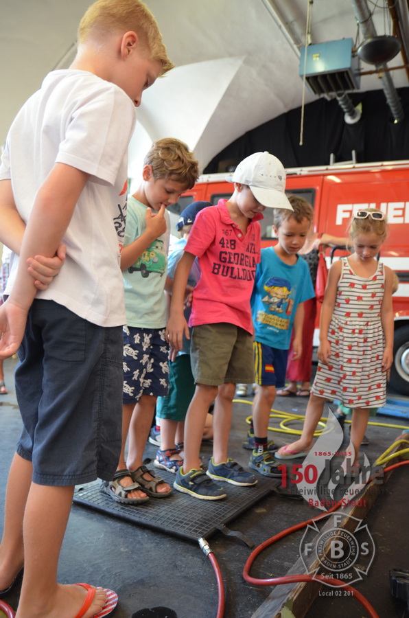 2015.08.14 - Ferienspiel - Feuerwehr zum Anfassen - Freiwillige Feuerwehr Baden-Stadt