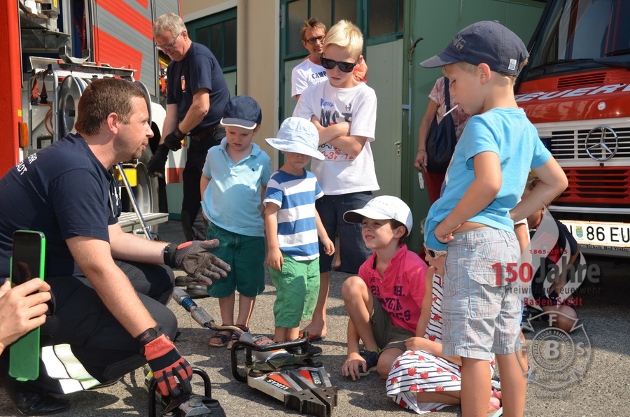 2015.08.14 - Ferienspiel - Feuerwehr zum Anfassen - Freiwillige Feuerwehr Baden-Stadt