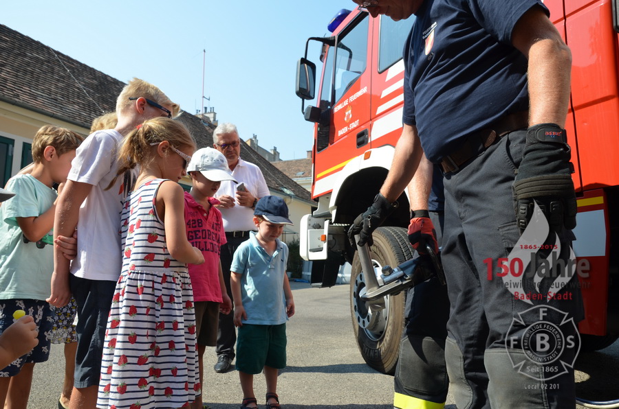 2015.08.14 - Ferienspiel - Feuerwehr zum Anfassen - Freiwillige Feuerwehr Baden-Stadt
