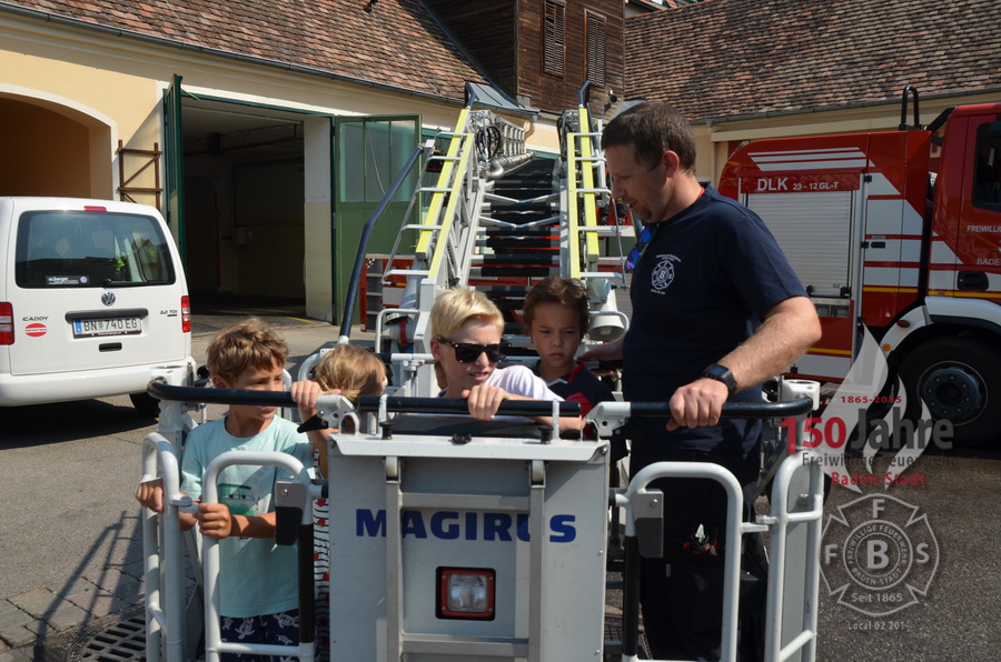2015.08.14 - Ferienspiel - Feuerwehr zum Anfassen - Freiwillige Feuerwehr Baden-Stadt