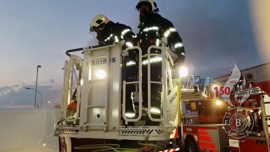 22.08.2015 - Brand Gewerbebetrieb am Haidhof