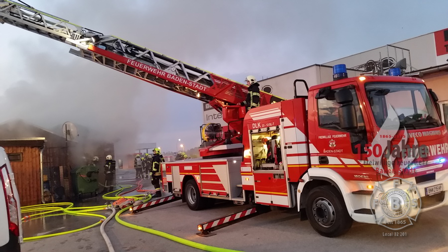 22.08.2015 - Brand Gewerbebetrieb am Haidhof