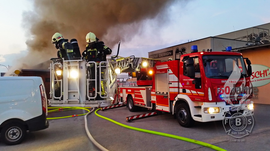 22.08.2015 - Brand Gewerbebetrieb am Haidhof