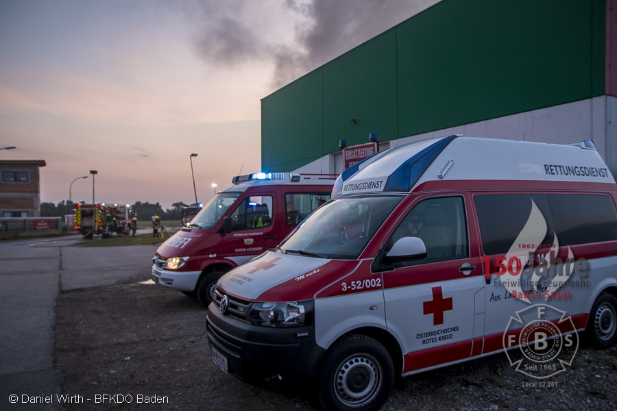 22.08.2015 - Brand Gewerbebetrieb am Haidhof