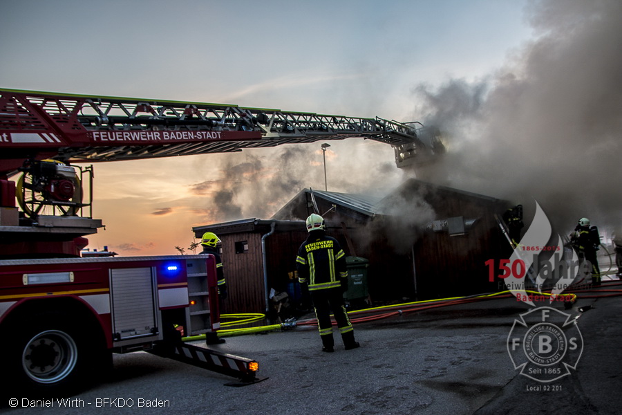 22.08.2015 - Brand Gewerbebetrieb am Haidhof