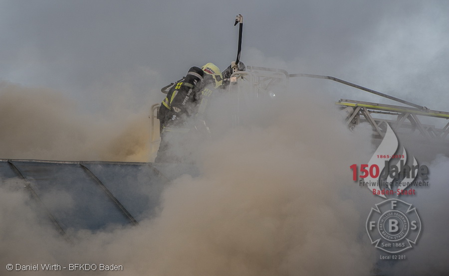 22.08.2015 - Brand Gewerbebetrieb am Haidhof