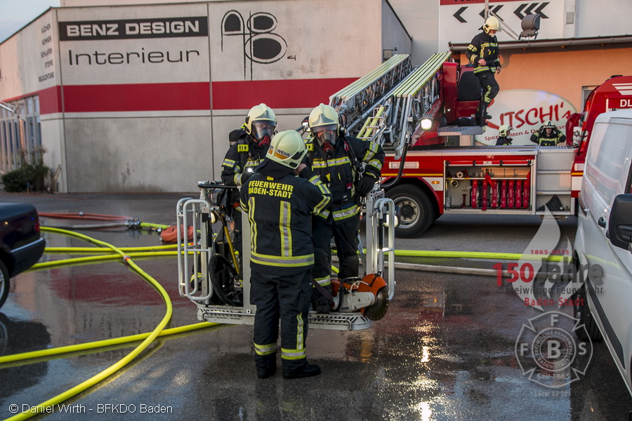 22.08.2015 - Brand Gewerbebetrieb am Haidhof