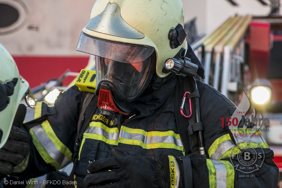 22.08.2015 - Brand Gewerbebetrieb am Haidhof