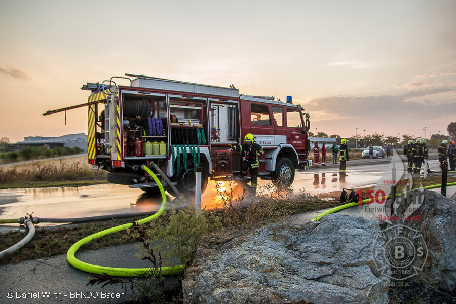 22.08.2015 - Brand Gewerbebetrieb am Haidhof