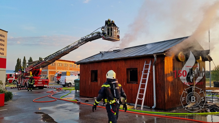 22.08.2015 - Brand Gewerbebetrieb am Haidhof