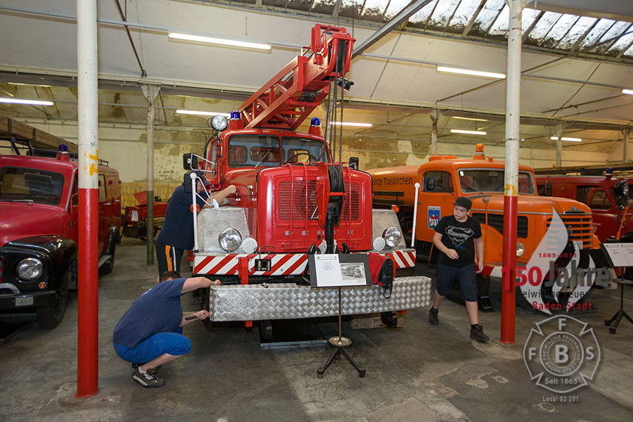 Kranwagen KW16 Bei der Restaurierung
