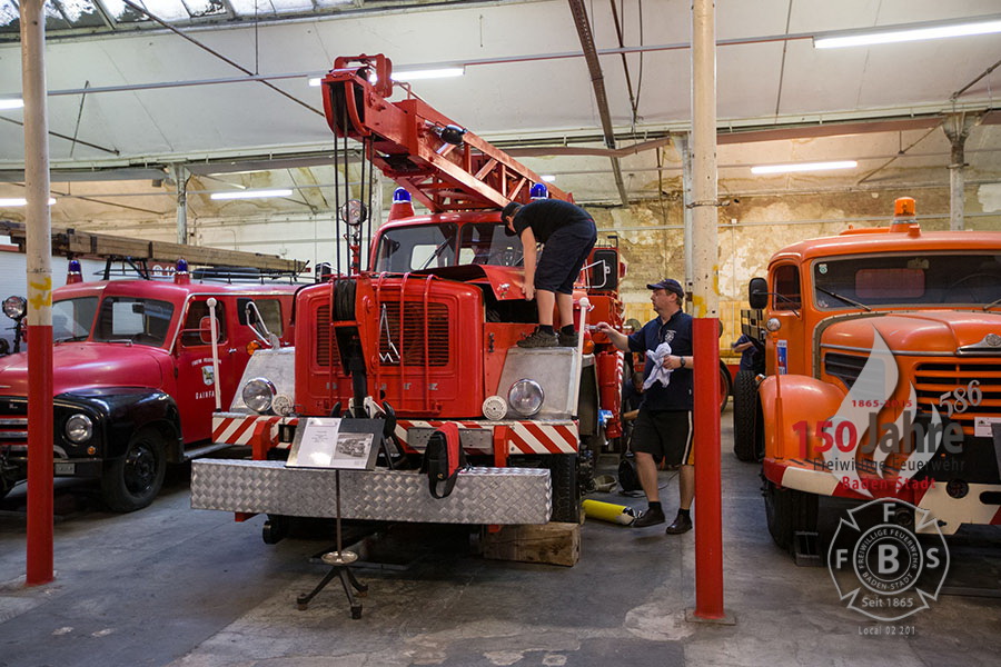 Kranwagen KW16 Bei der Restaurierung