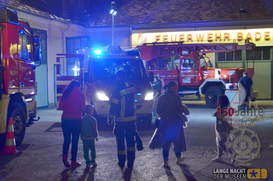 2015.10.03 - Lange Nacht der Museen mit dem Feuerwehrarchiv der Freiw. Feuerwehr Baden-Stadt