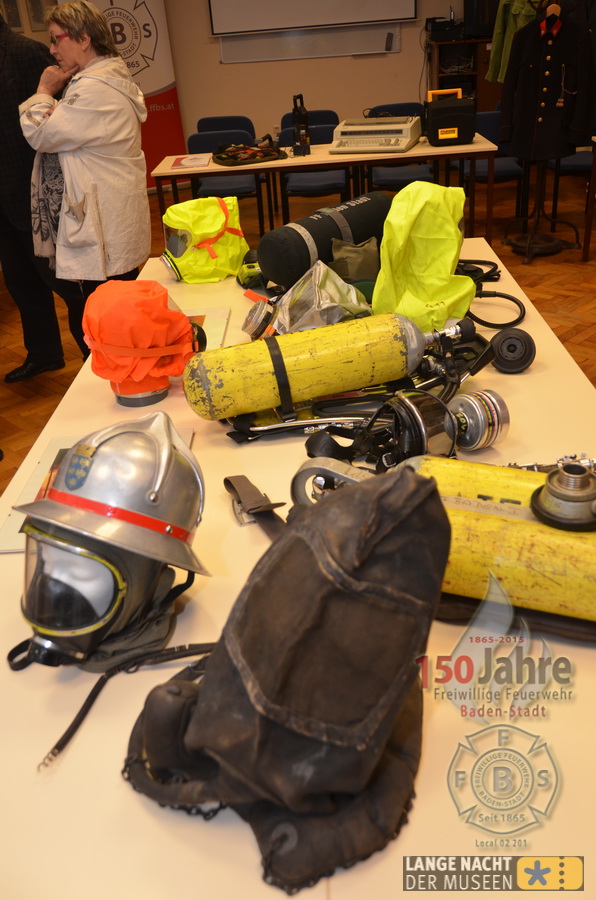 2015.10.03 - Lange Nacht der Museen mit dem Feuerwehrarchiv der Freiw. Feuerwehr Baden-Stadt