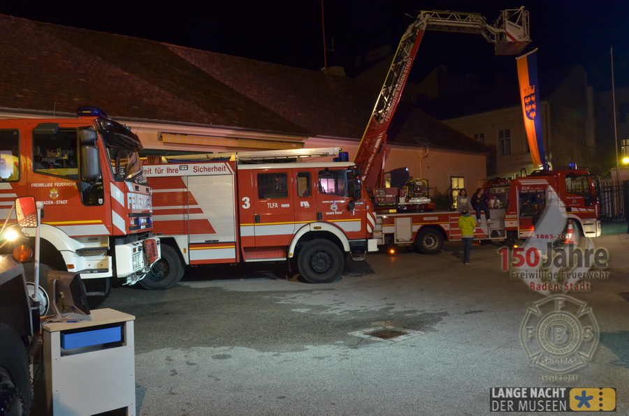 2015.10.03 - Lange Nacht der Museen mit dem Feuerwehrarchiv der Freiw. Feuerwehr Baden-Stadt