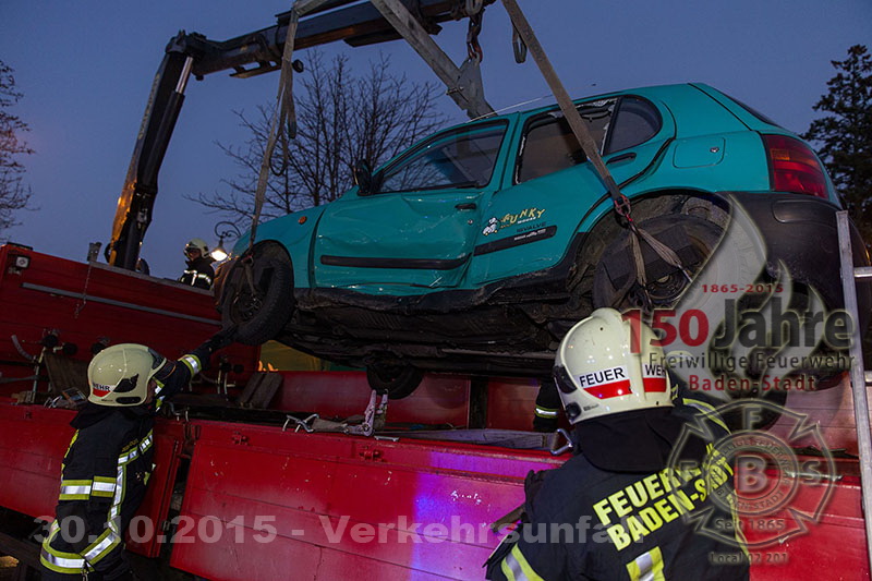 2015.10.30- Verkehrsunfall -  Erzh. Wilhelm Ring x Mühlgasse Baden - www.ffbs.at