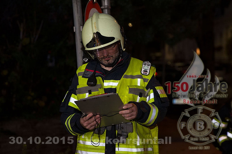 2015.10.30- Verkehrsunfall -  Erzh. Wilhelm Ring x Mühlgasse Baden - www.ffbs.at