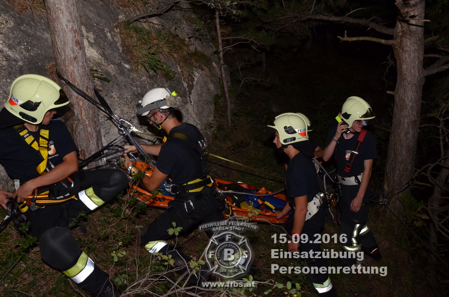 2016_09_15_einsatzuebung-personenrettung_13