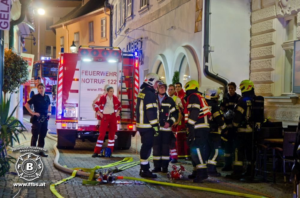 20180831 Geschäftslokalbrand Baden Fußgängerzone Foto: Christoph Hinterberger FF Baden-Stadt