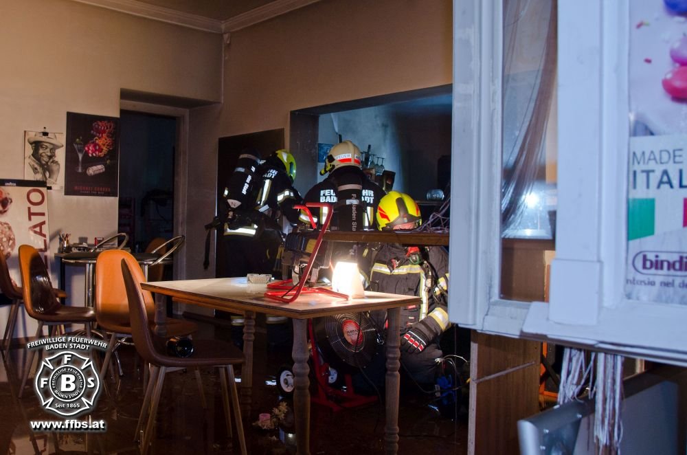 20180831 Geschäftslokalbrand Baden Fußgängerzone Foto: Christoph Hinterberger FF Baden-Stadt