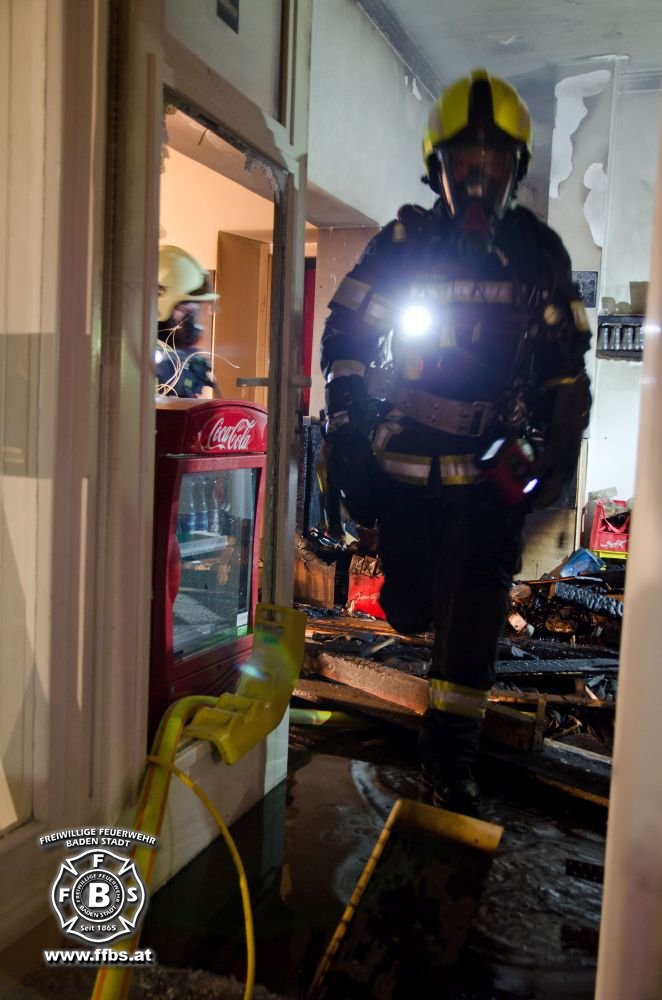 20180831 Geschäftslokalbrand Baden Fußgängerzone Foto: Christoph Hinterberger FF Baden-Stadt