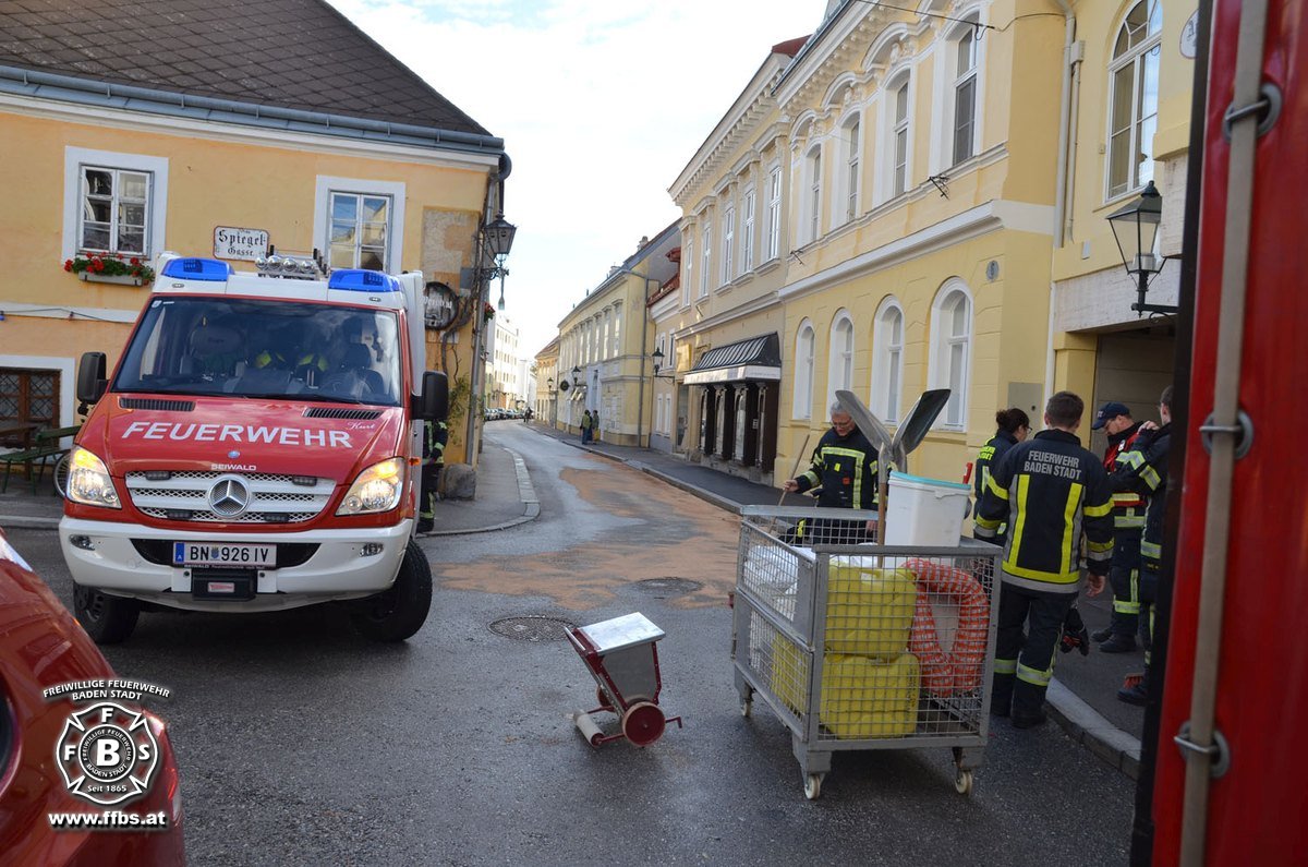 2018-10-25 Ölspur Spiegelgasse-Antonsgasse Baden - www.ffbs.at