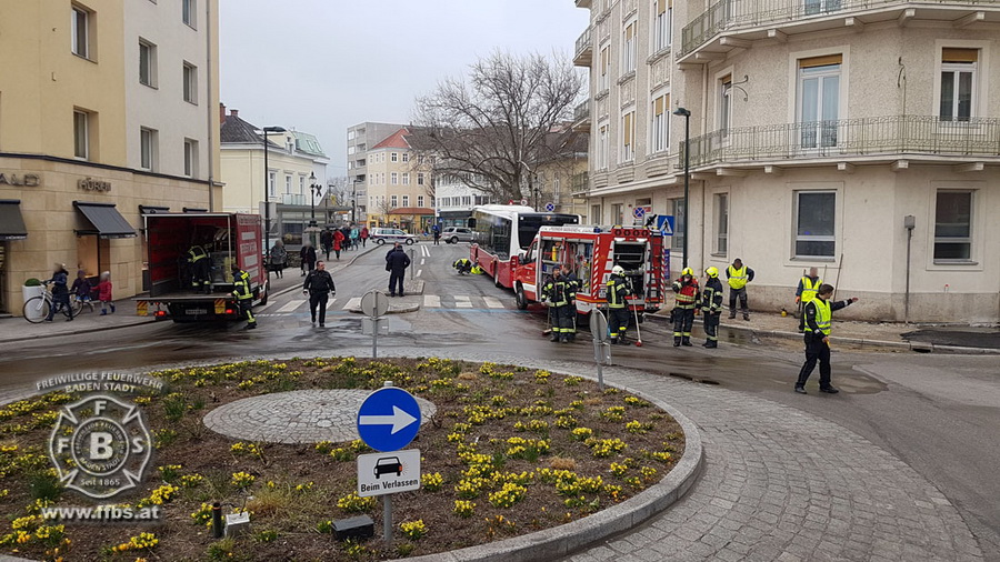 20180327 Ölspur Josefsplatz Baden Foto: Stefan Schneider FF Baden-Stadt