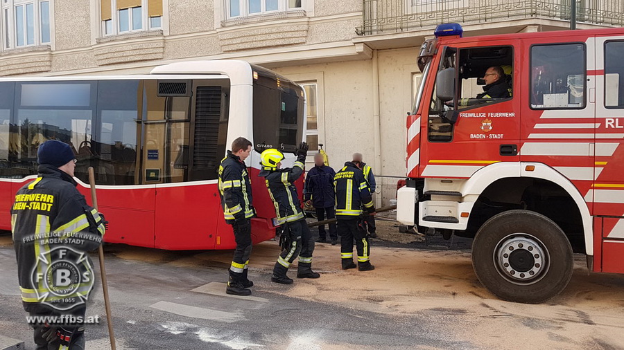 20180327 Ölspur Josefsplatz Baden Foto: Stefan Schneider FF Baden-Stadt