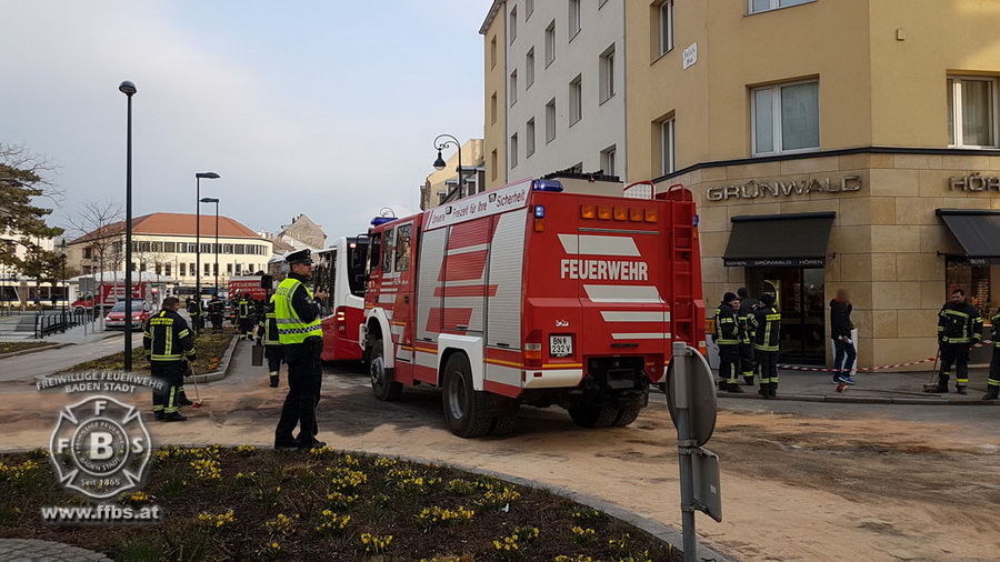 20180327 Ölspur Josefsplatz Baden Foto: Stefan Schneider FF Baden-Stadt