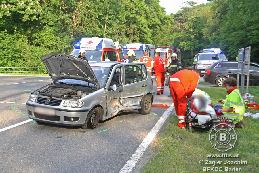 20190526 Verkehrsunfall LB210 x Siegenfeld Foto: Joachim Zagler