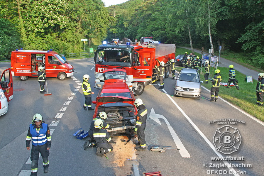 20190526 Verkehrsunfall LB210 x Siegenfeld Foto: Joachim Zagler