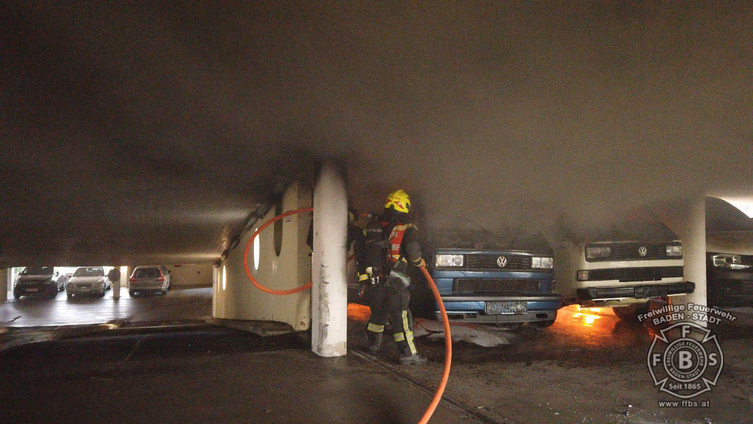 20200304 Fahrzeugbrand in Baden Parkdeck Zentrum Süd