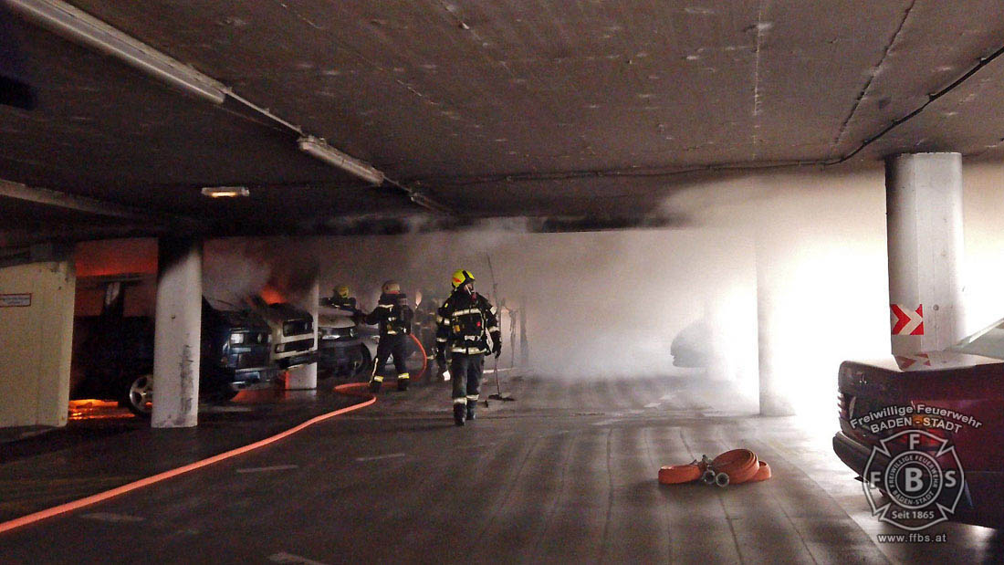 20200304 Fahrzeugbrand in Baden Parkdeck Zentrum Süd
