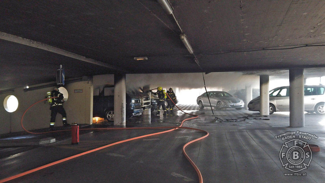20200304 Fahrzeugbrand in Baden Parkdeck Zentrum Süd